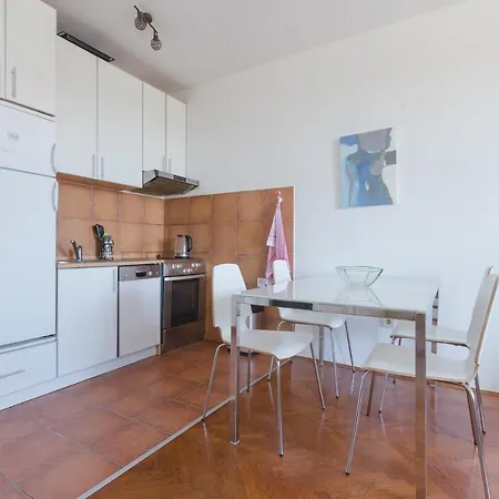 Apartment Old Town Beauty With Great View *
