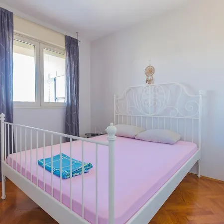 Old Town Beauty With Great View Apartman