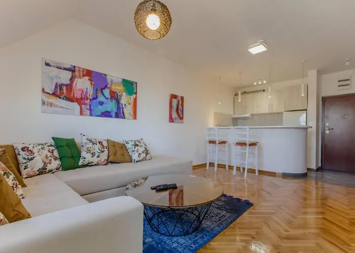 Old Town Beauty With Great View Apartment